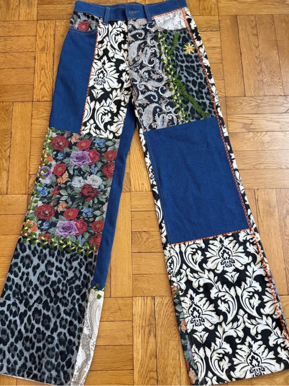 Alice + Olivia Multicolor Patchwork Flare Jeans - Blue, Black, Floral - Picture 6 of 13